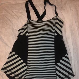 Lulu lemon built in bra